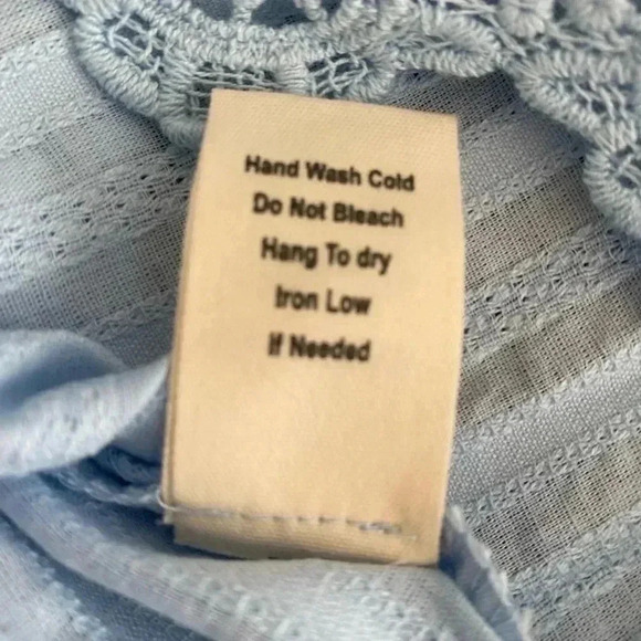 💥🆕 Sweet Wander Cold Shoulder Ruffle Top Blue S🆕 - Picture 6 of 7